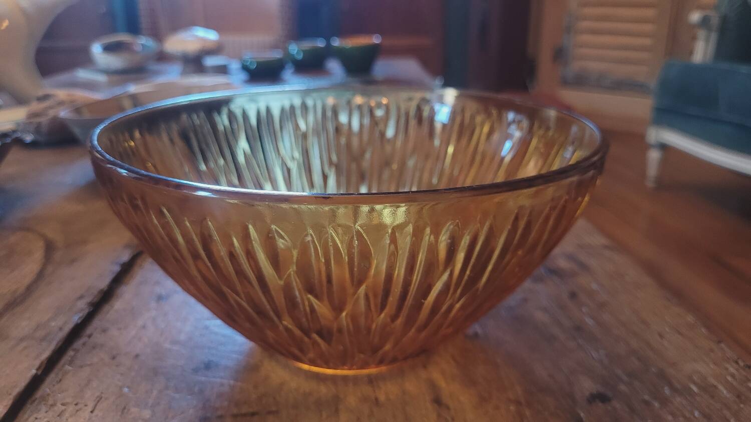 Saladier verre ambré 70's