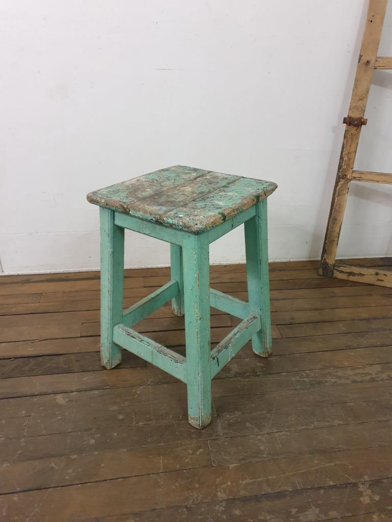 Workshop stool