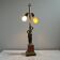 Lampe de table vintage Empire représentant une femme