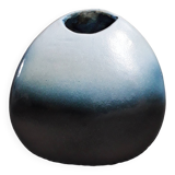 Very original vintage vase signed