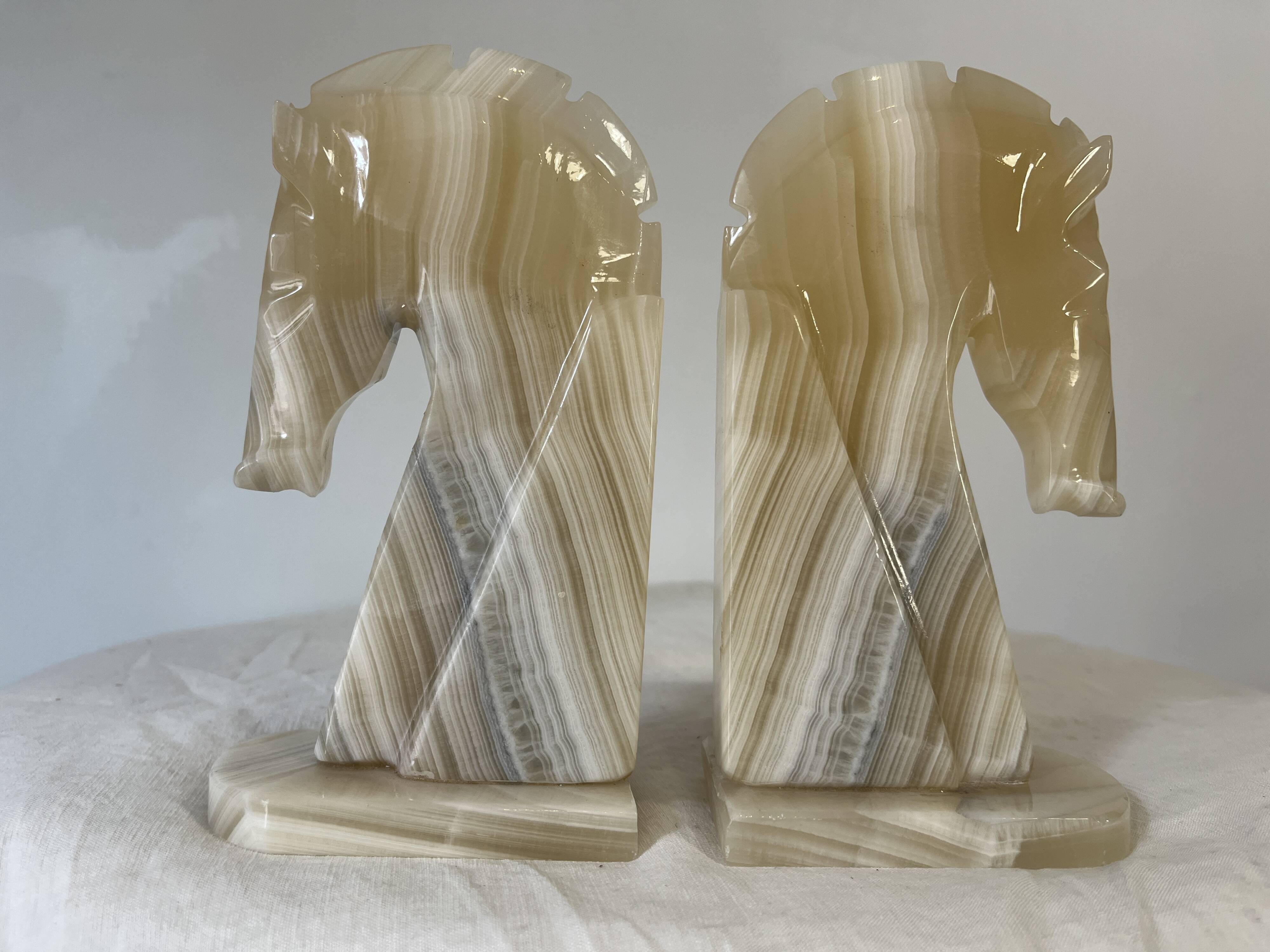 paire de serres livres tête de cheval 1970