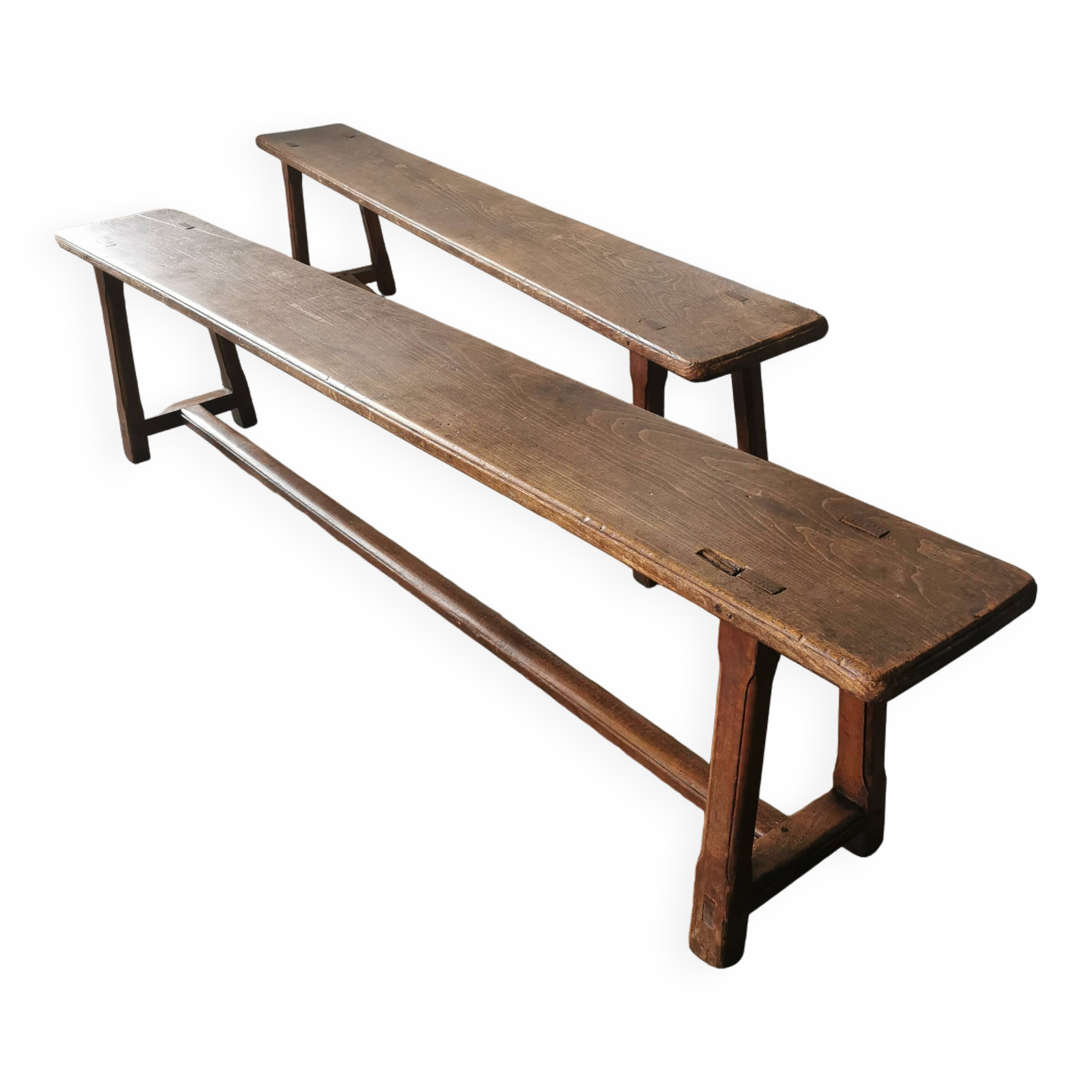 Paire de bancs anciens en chêne