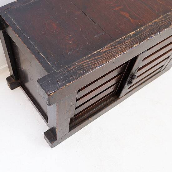 Ancien todana tansu japonais