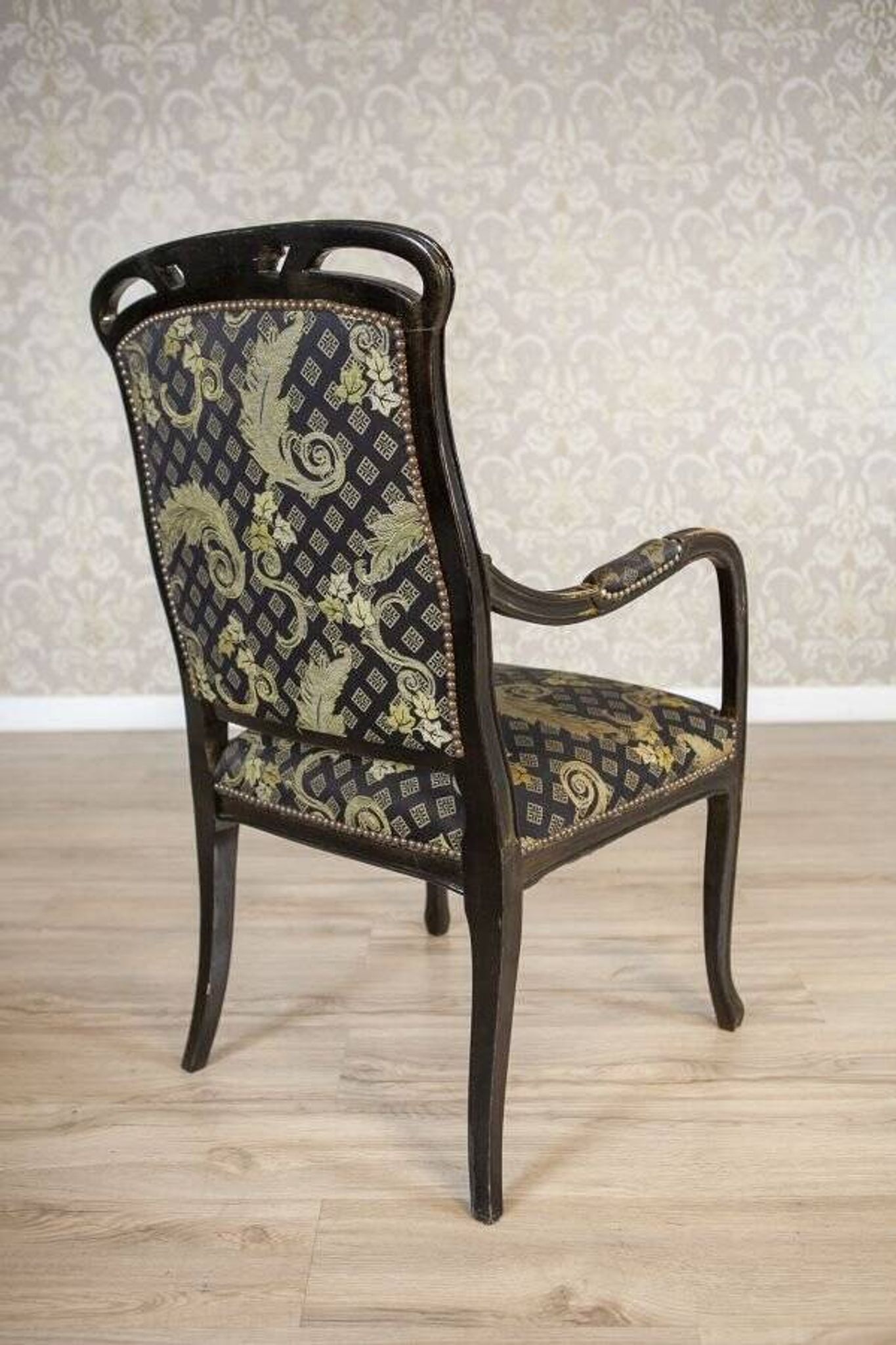 Fauteuil en chêne Art Nouveau du 20e siècle
