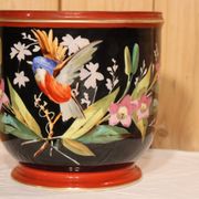 Paris porcelain jardinière decorated with birds and flowers, 19th century