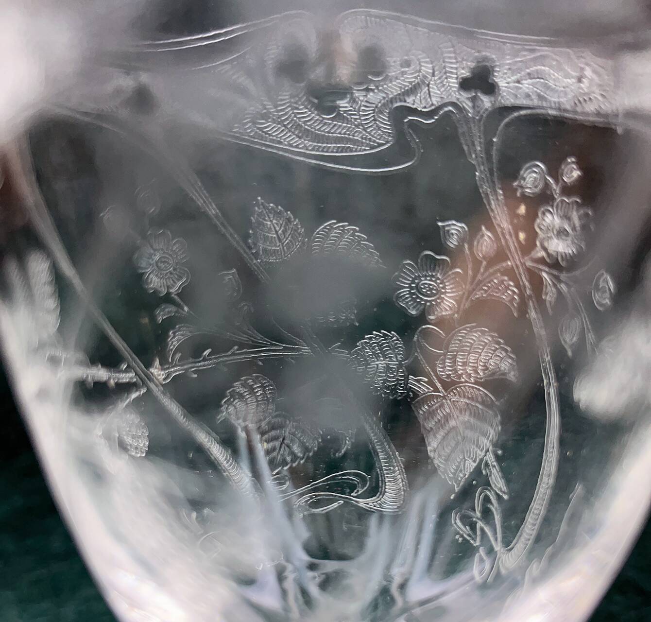 Verres à pied en cristal