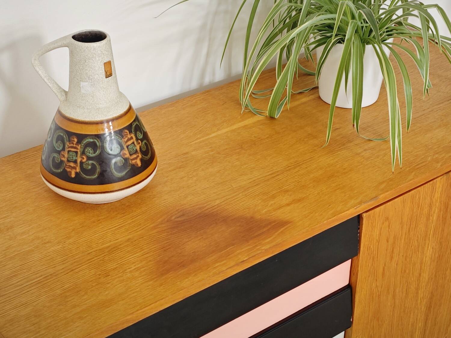 U 458 pink and grey sideboard by Jiri Jiroutek for Interier Praha 1960