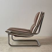 Paire de chauffeuses cantilever 1970