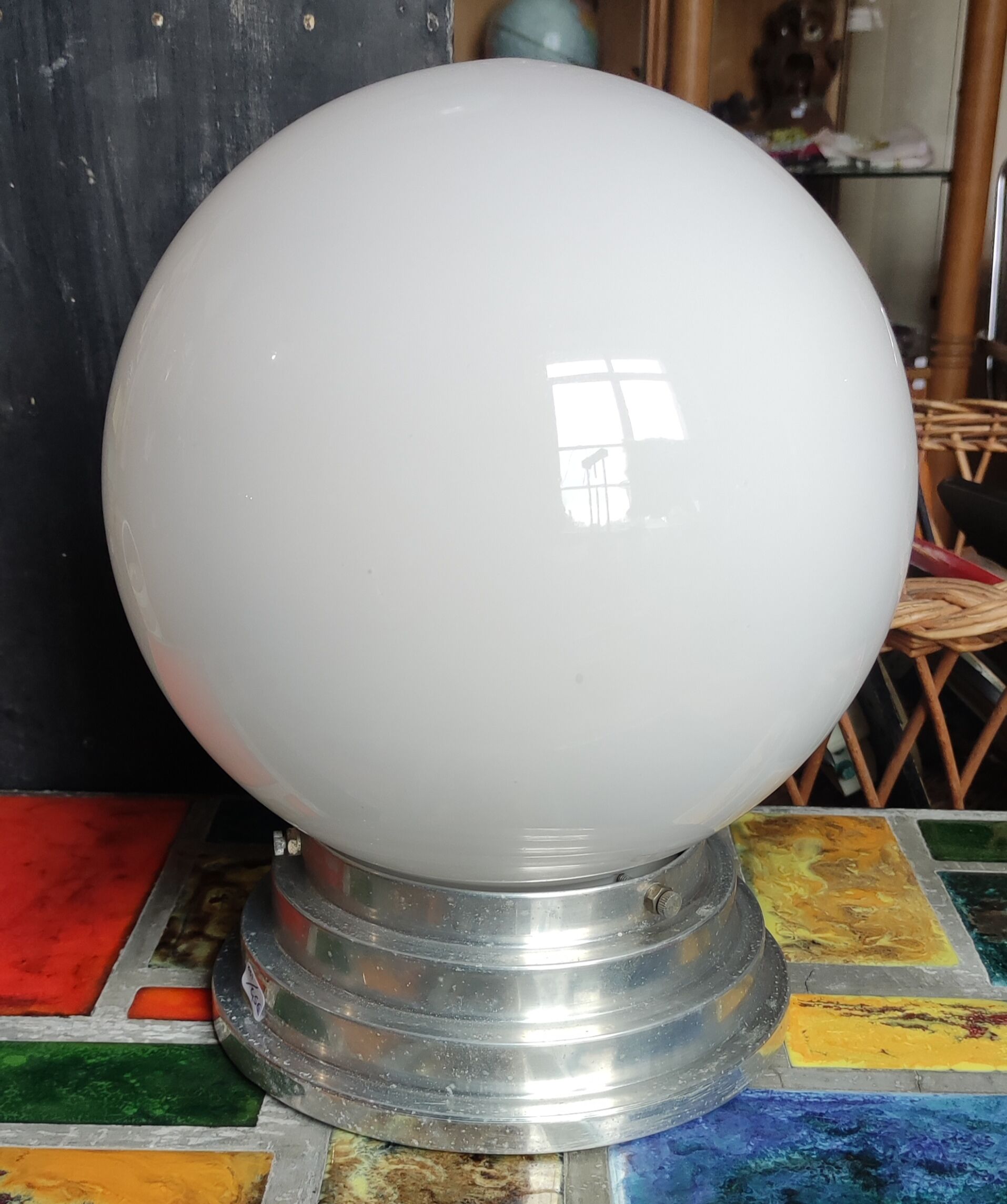 Suspension ball globe glass