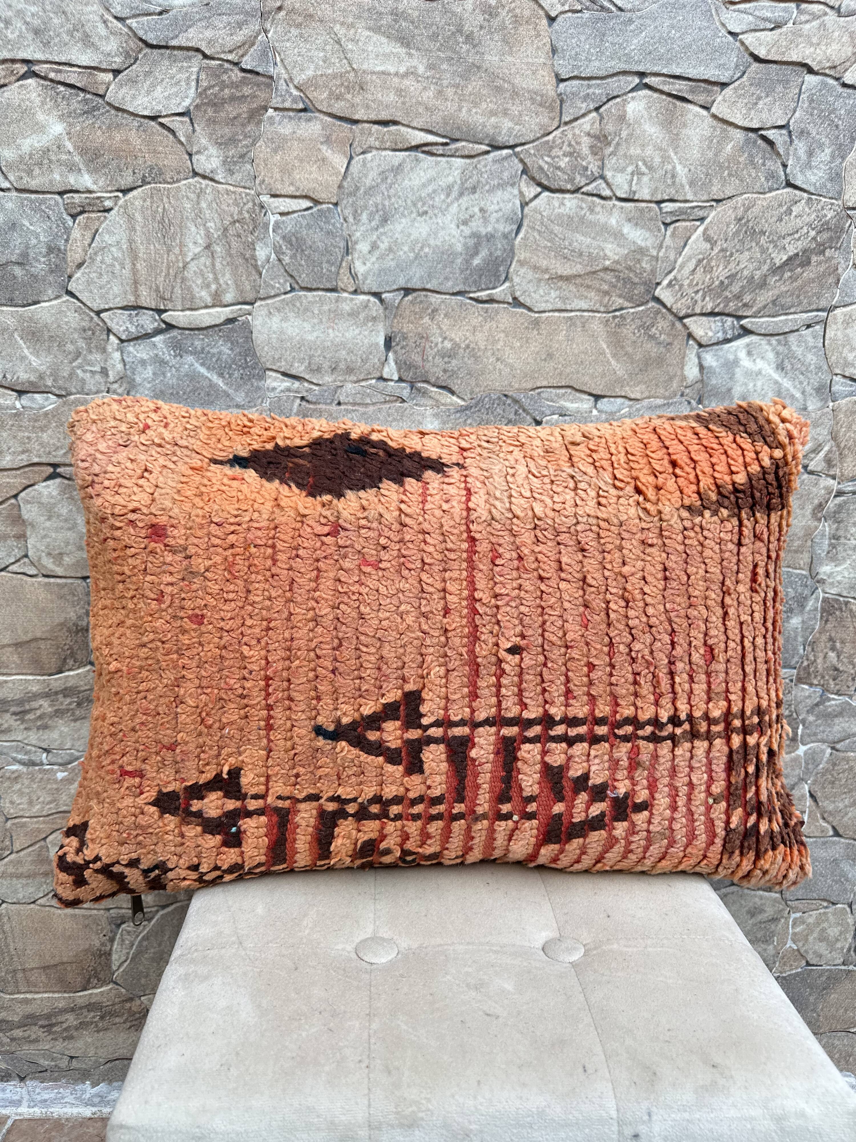 Beautiful vintage Berber Kilim cushion from Morocco