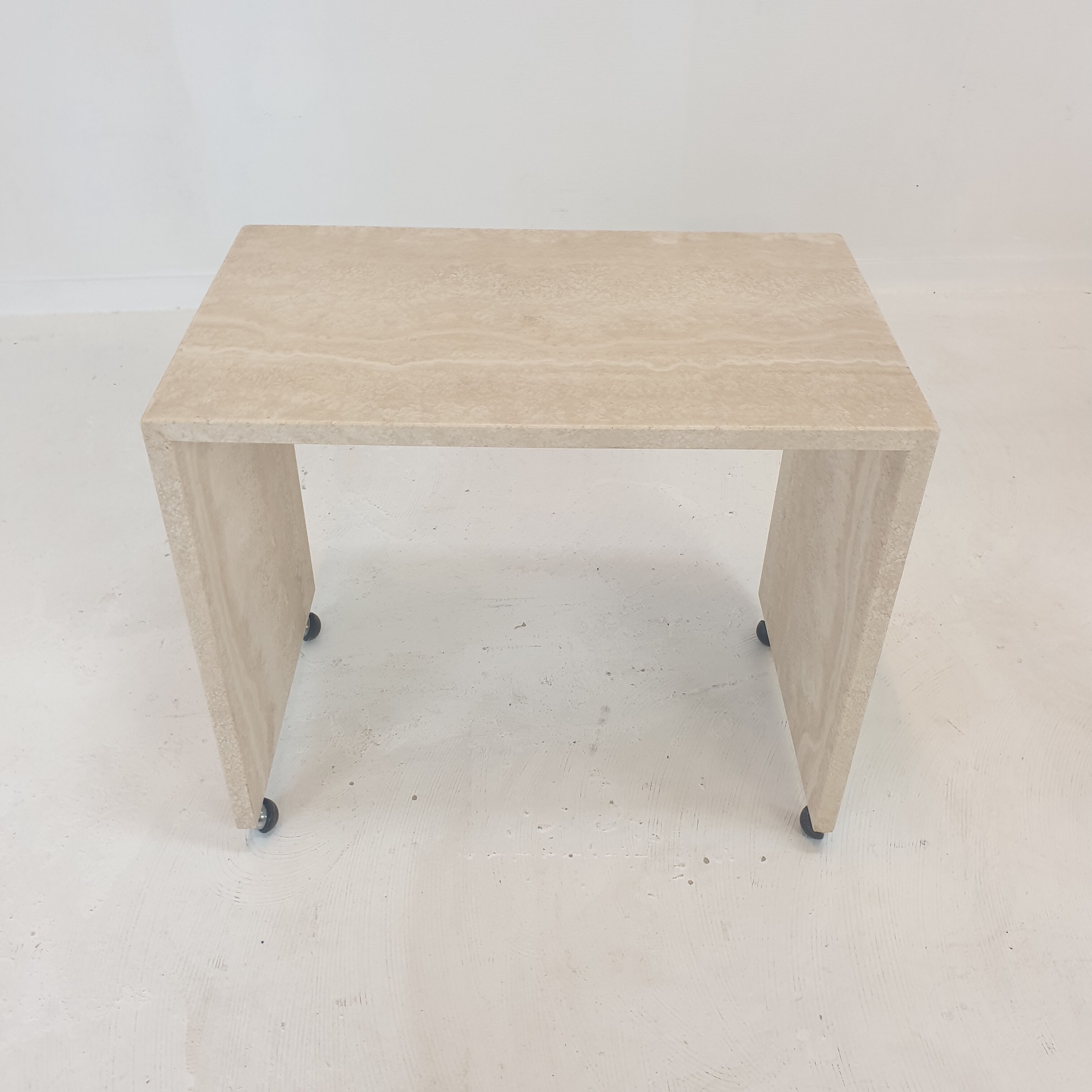 Set of 3 Italian Travertine Nesting Tables, 1980s