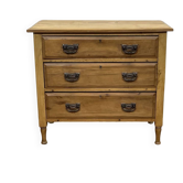 Commode anglaise en noyer du début XXème