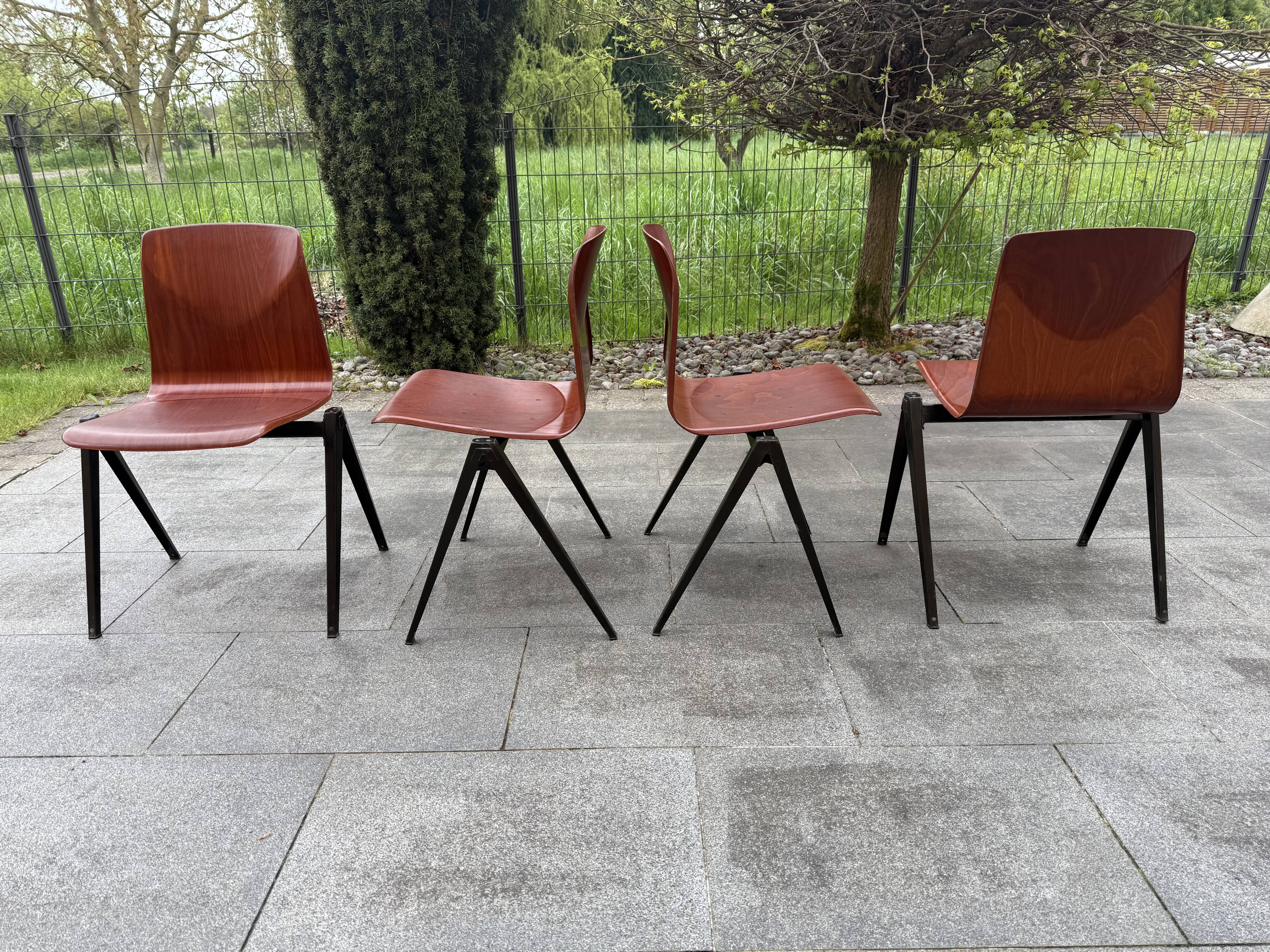 Set of 4 Galvanitas Thur-Op Seat Model S22 chairs from the 60s