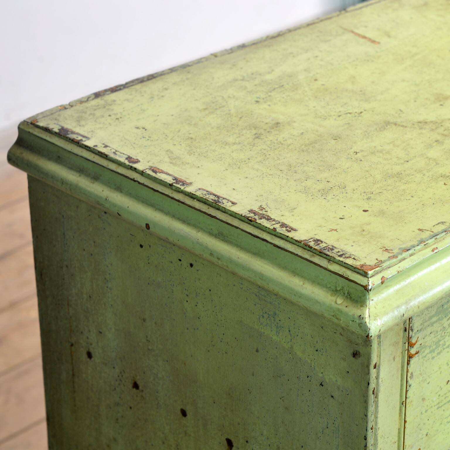 Commode en pin, années 1910