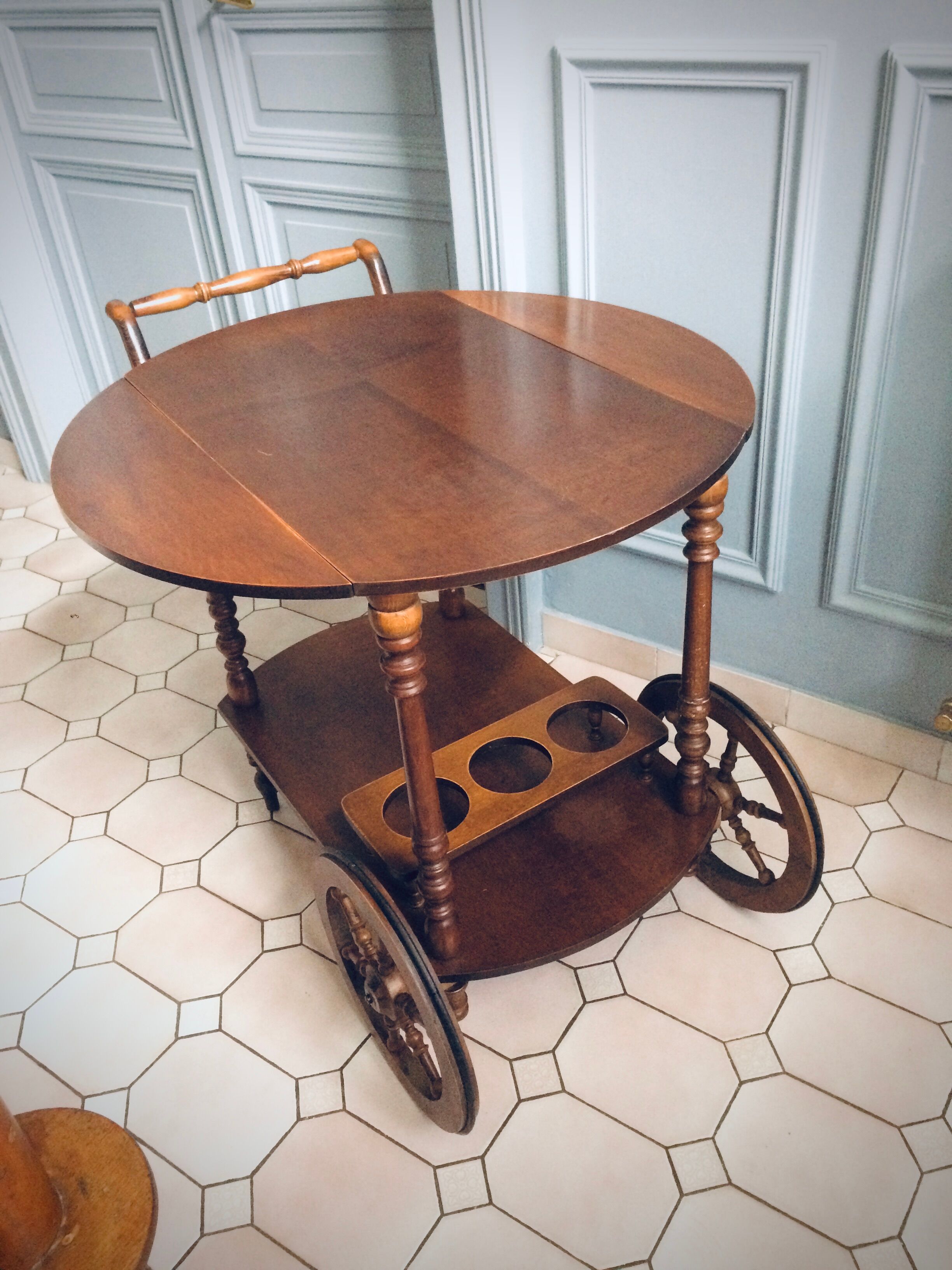 Vintage and folding trolley aperitif-table