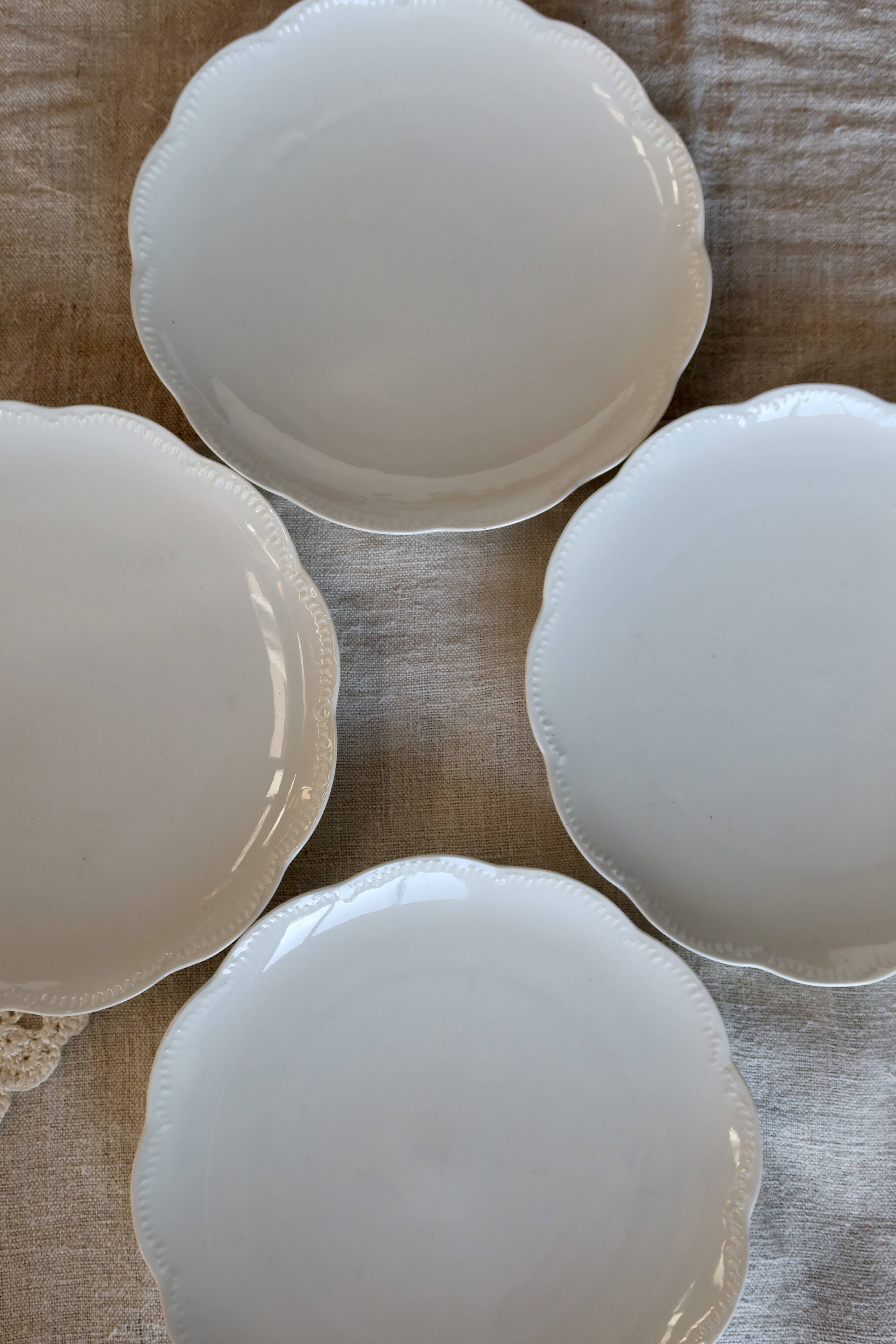 4 assiettes à dessert vintage porcelaine blanche Haviland Limoges