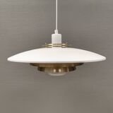 Lampe suspendue de conception danoise, par JEKA (fermée au début des années 90) modèle Dania