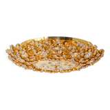 Floral wall light in gilded brass and cut glass by Palwa, Germany, 1970s.