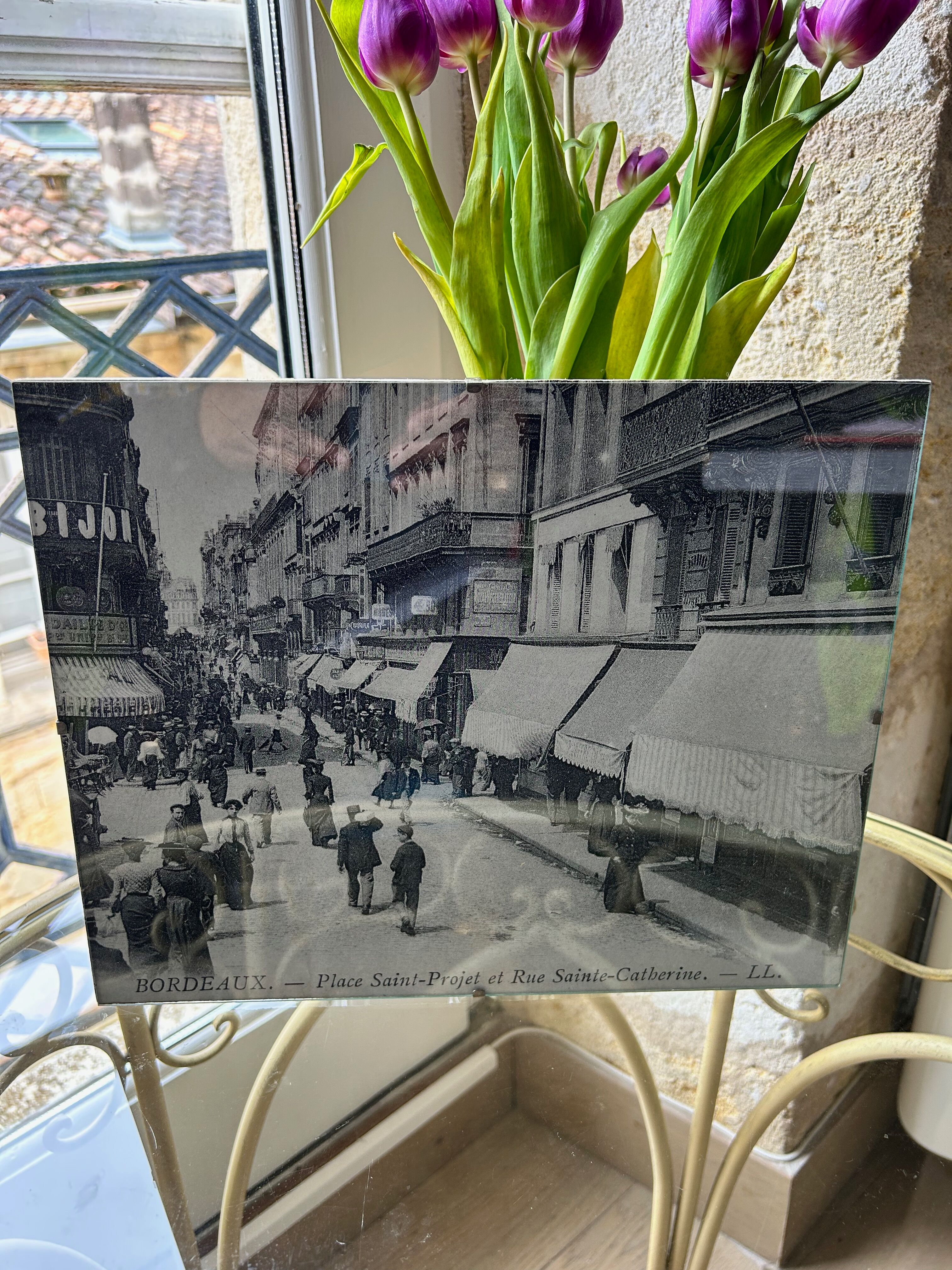Bordeaux "Place Saint Projet" Black and White