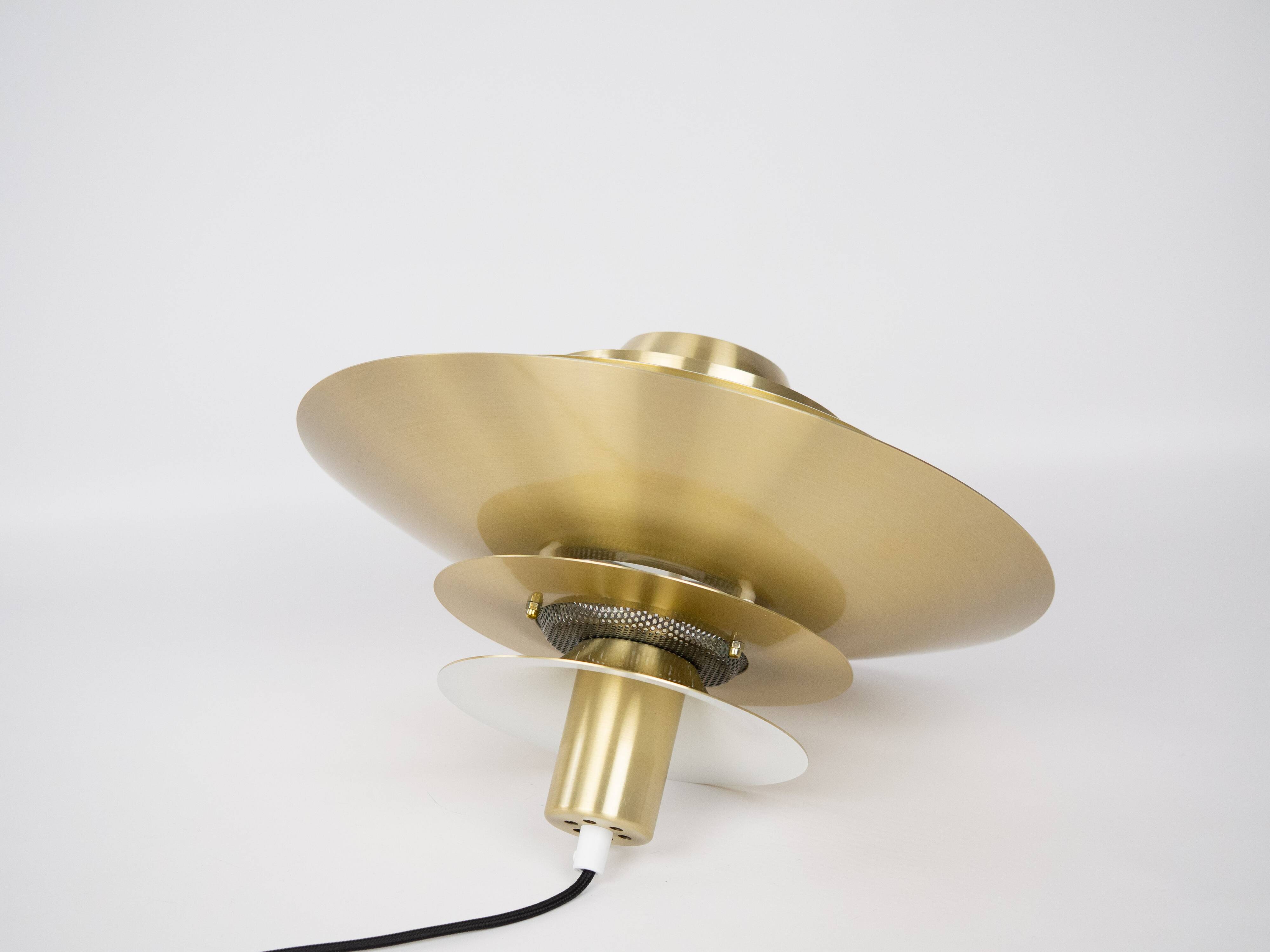 Lampe suspendue vintage danoise Lotus par Kurt Wiborg, Jeka, années 1980.