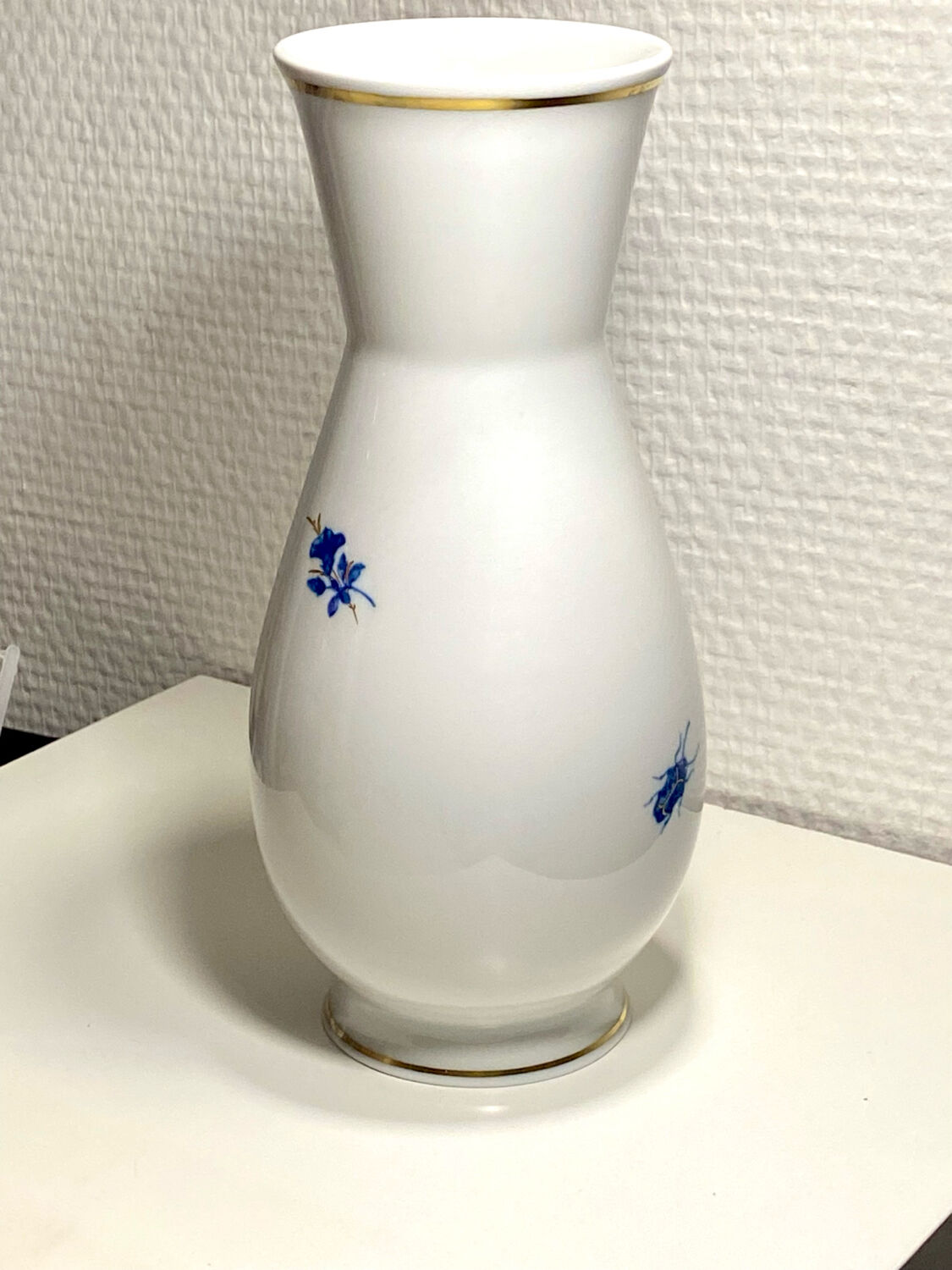 Meissan porcelain vase