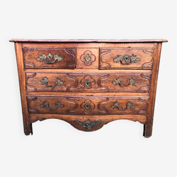 Commode Louis XV d’époque en noyer massif.