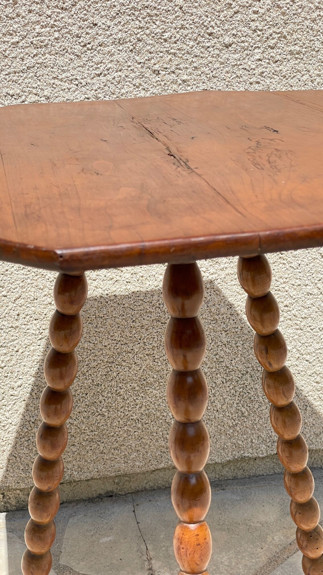 Table old legs tripod and turned wood