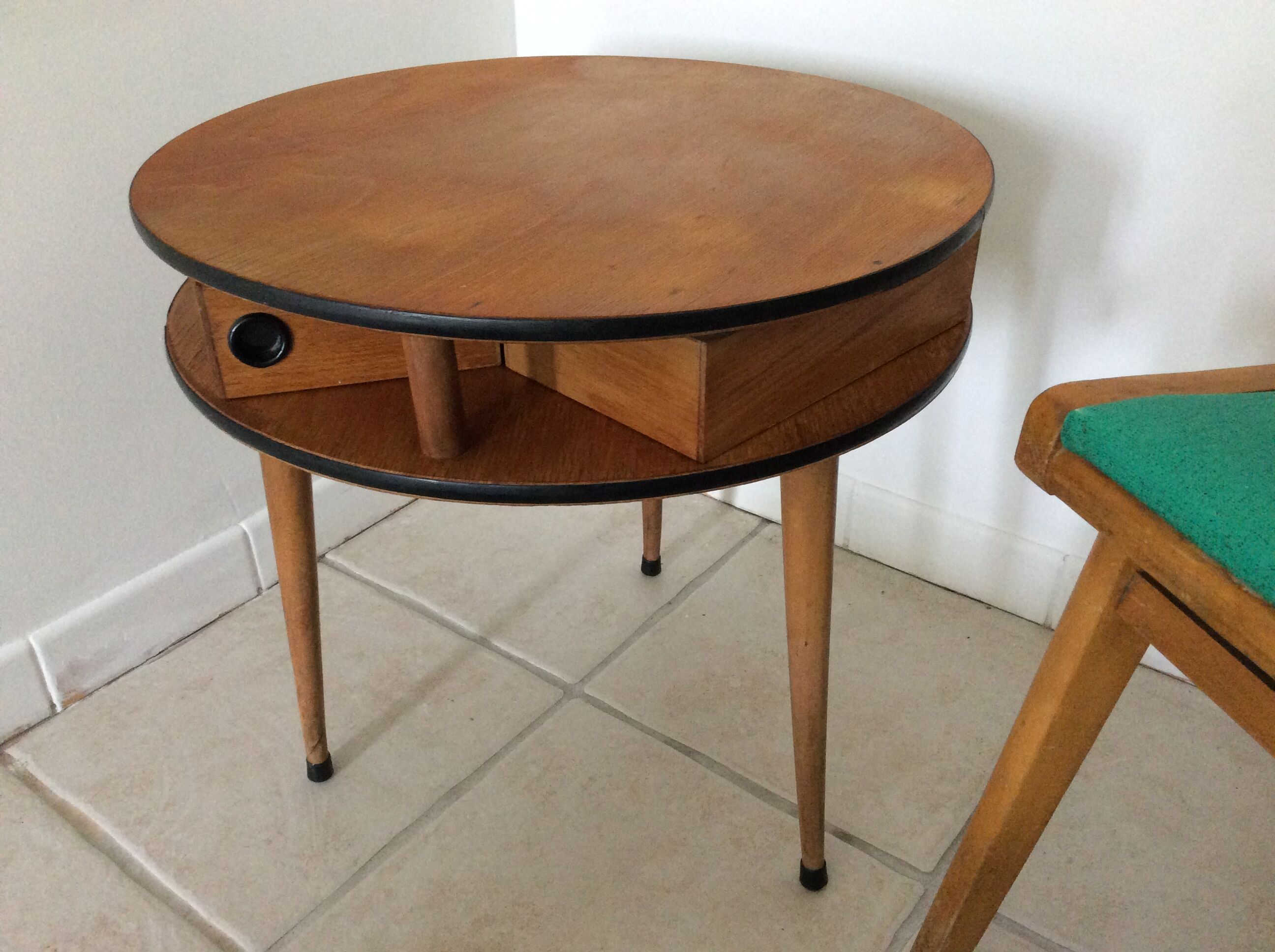 Round coffee table 1950s