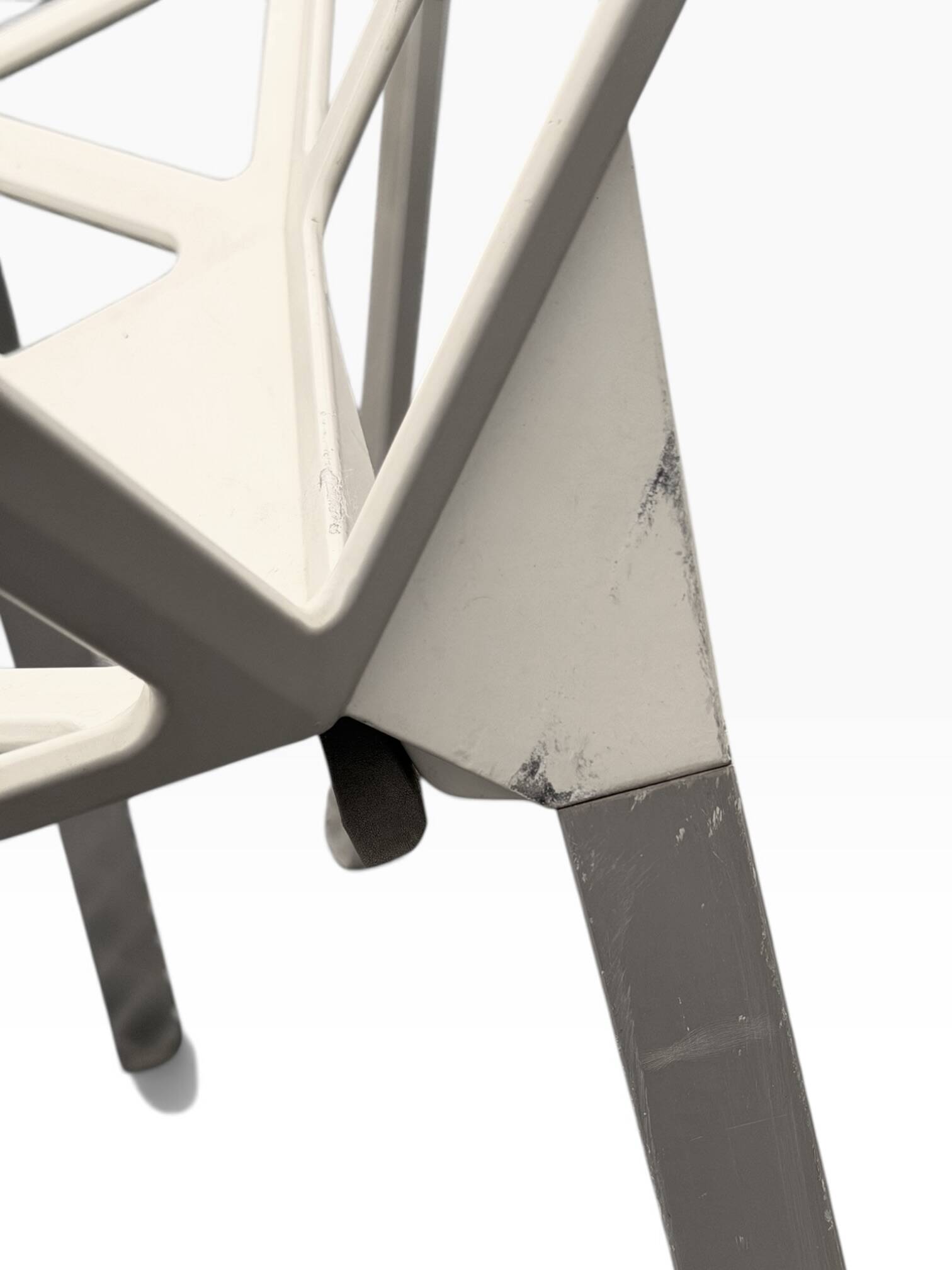 Lot de chaises Chair One Magis empilables – Konstantin Grcic