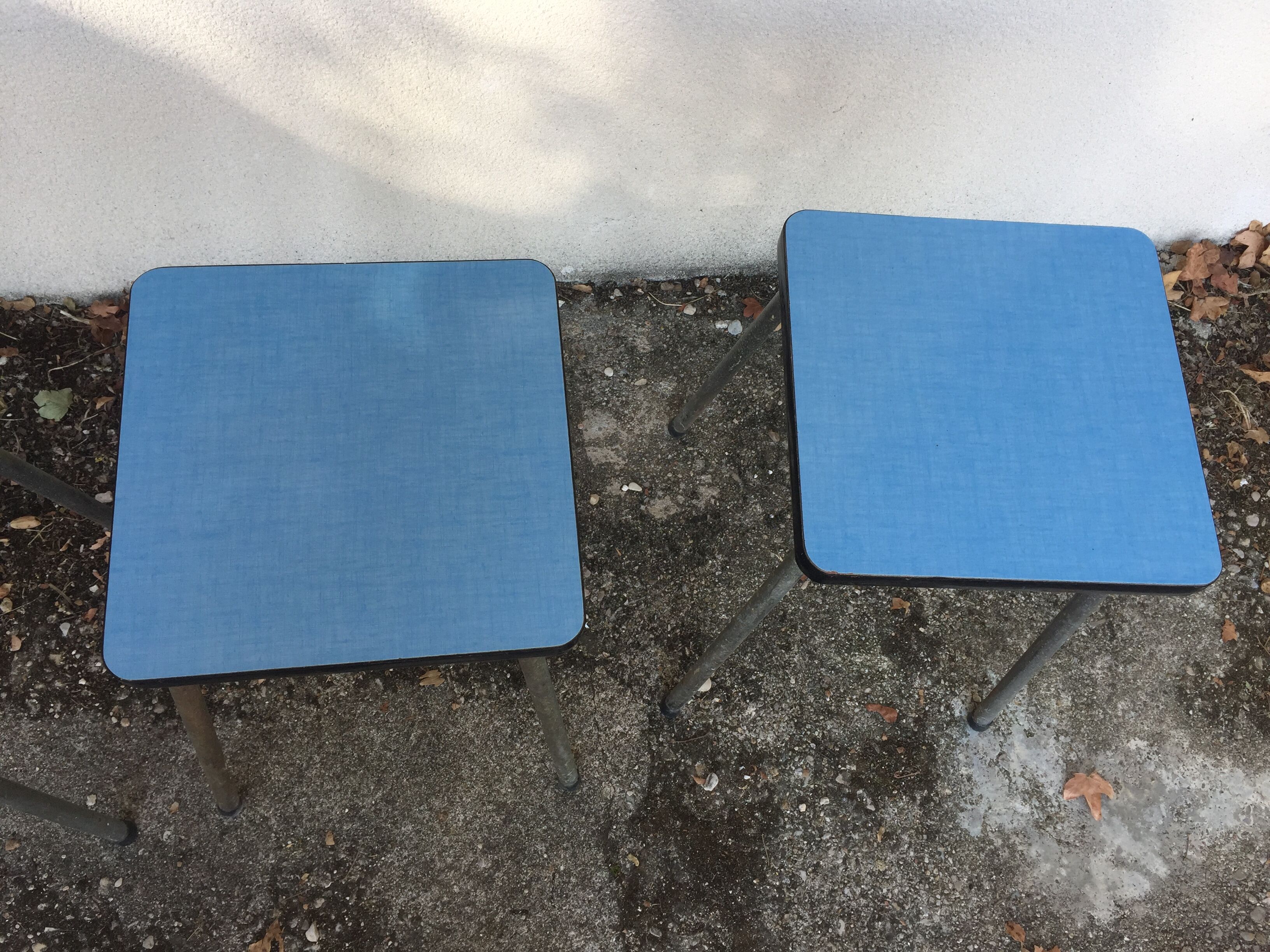 4 stools in blue formica 60s