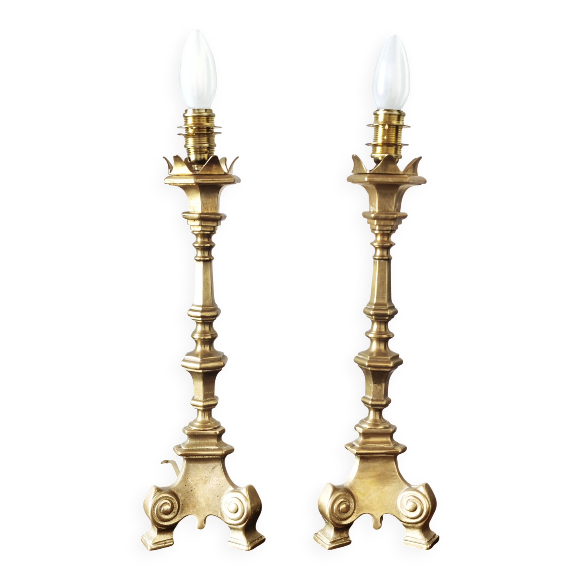 Old pair of gilded bronze lamps – Louis XIV style