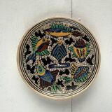 Vintage wall plate in hand-painted ceramic, 1970s.