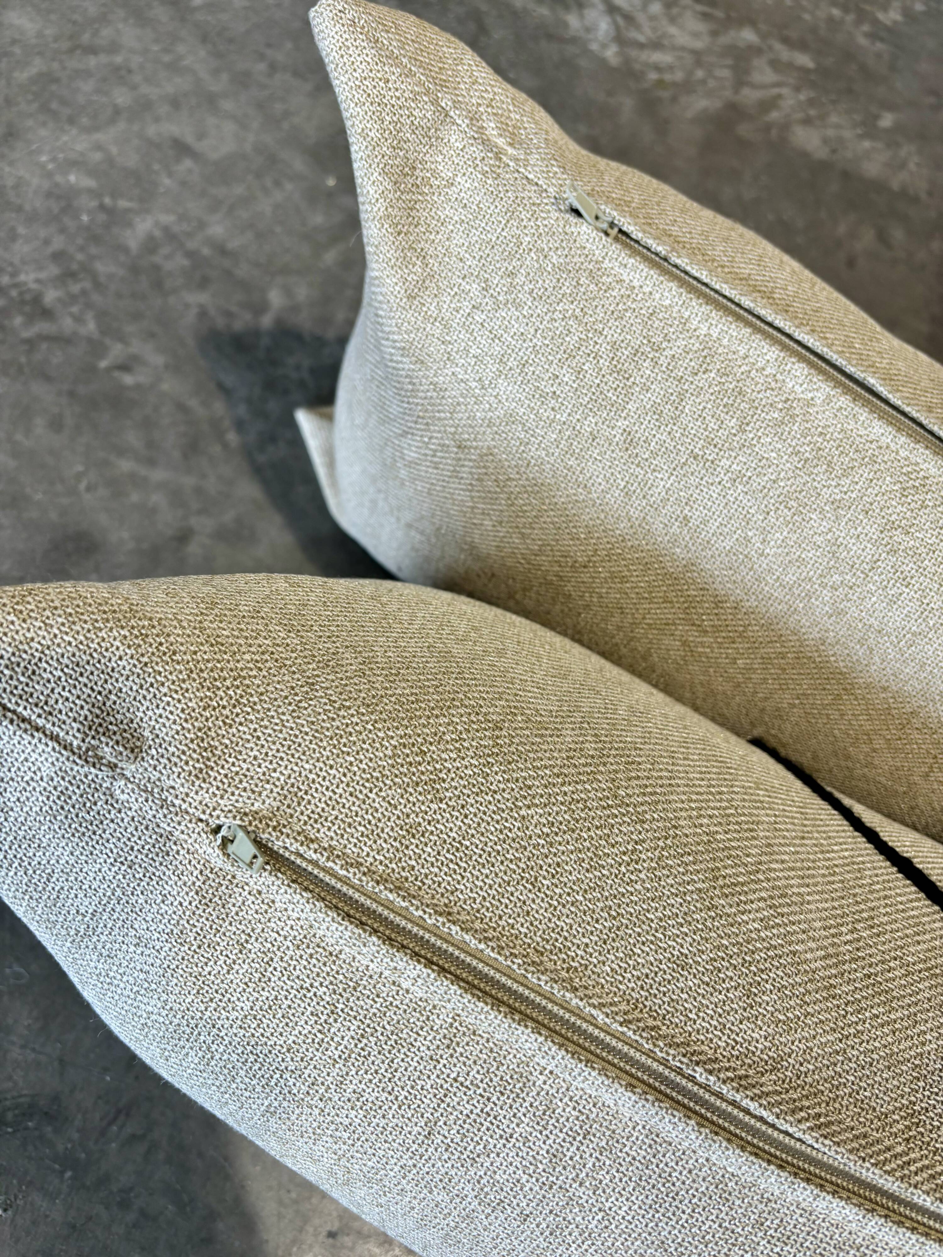 Minimalist design cushion cover