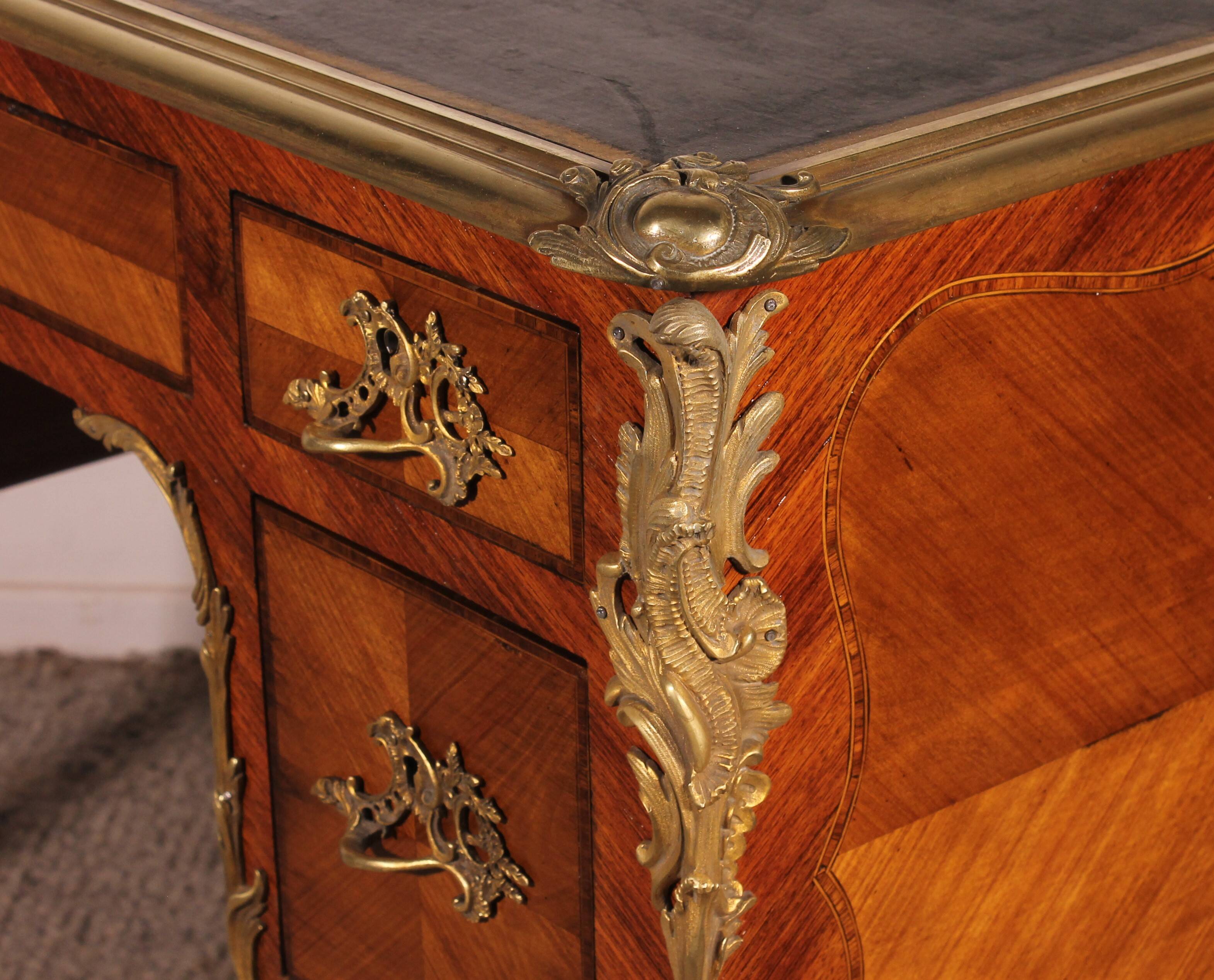 Small Double-Sided Writing Desk in Rosewood in Louis XV style from the 19th century.
