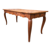 Table de ferme en cerisier de style Louis XV.