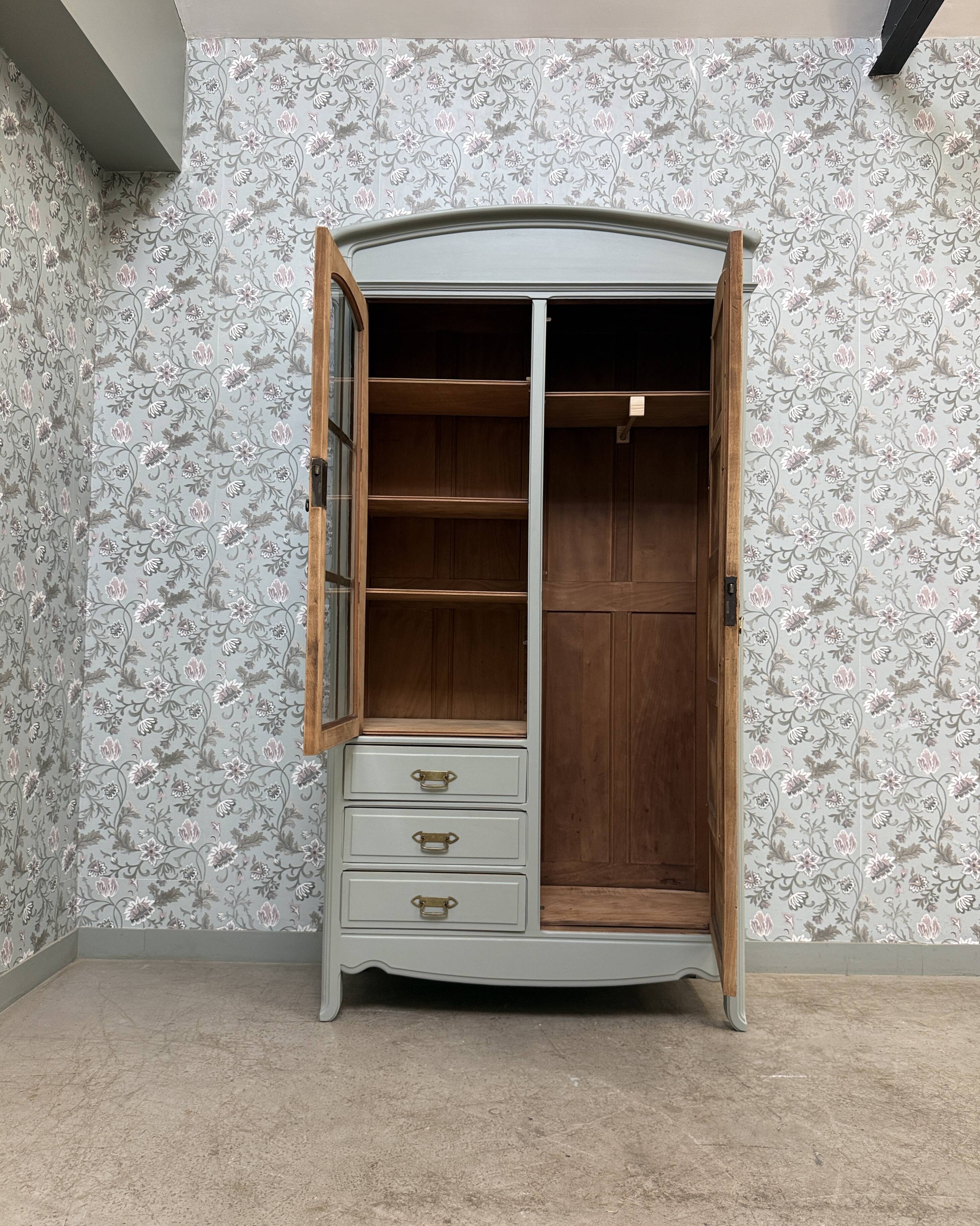 Large Art Nouveau wardrobe (renovated)