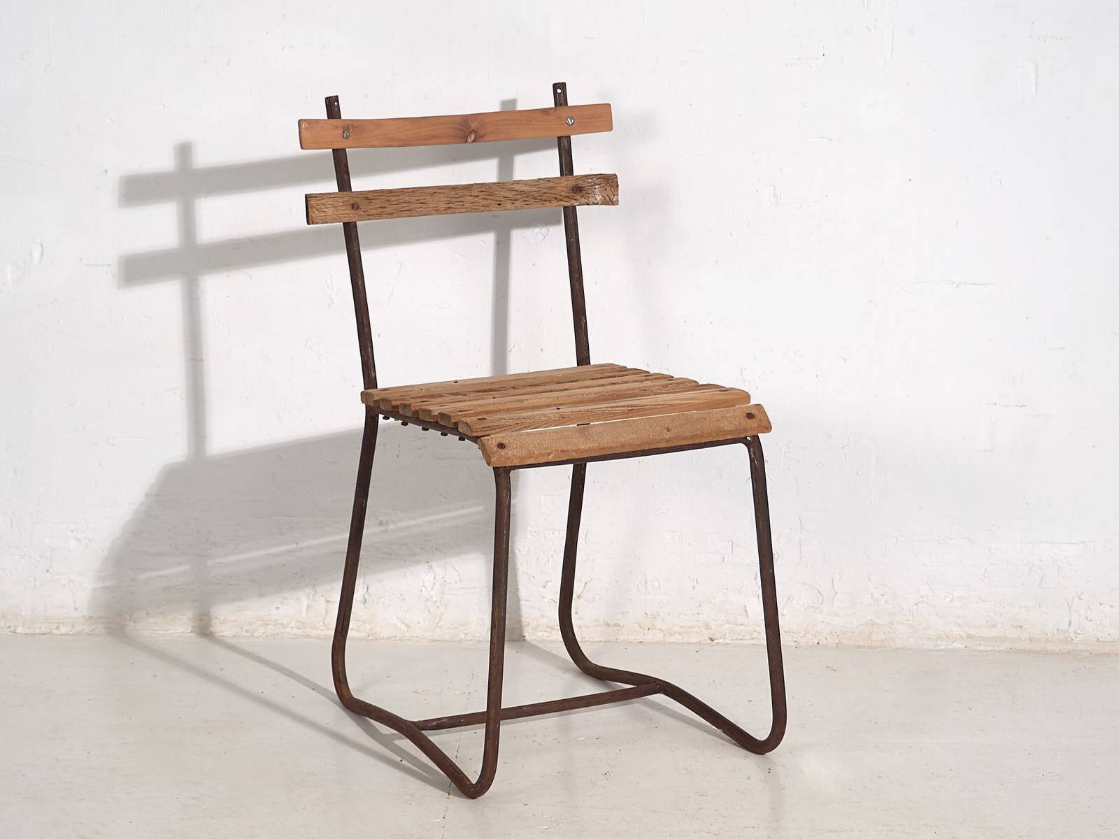Antique garden chairs (c.1920). Set of 2 pieces no. 2