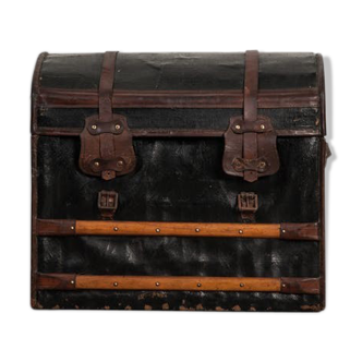 Leather travel trunk
