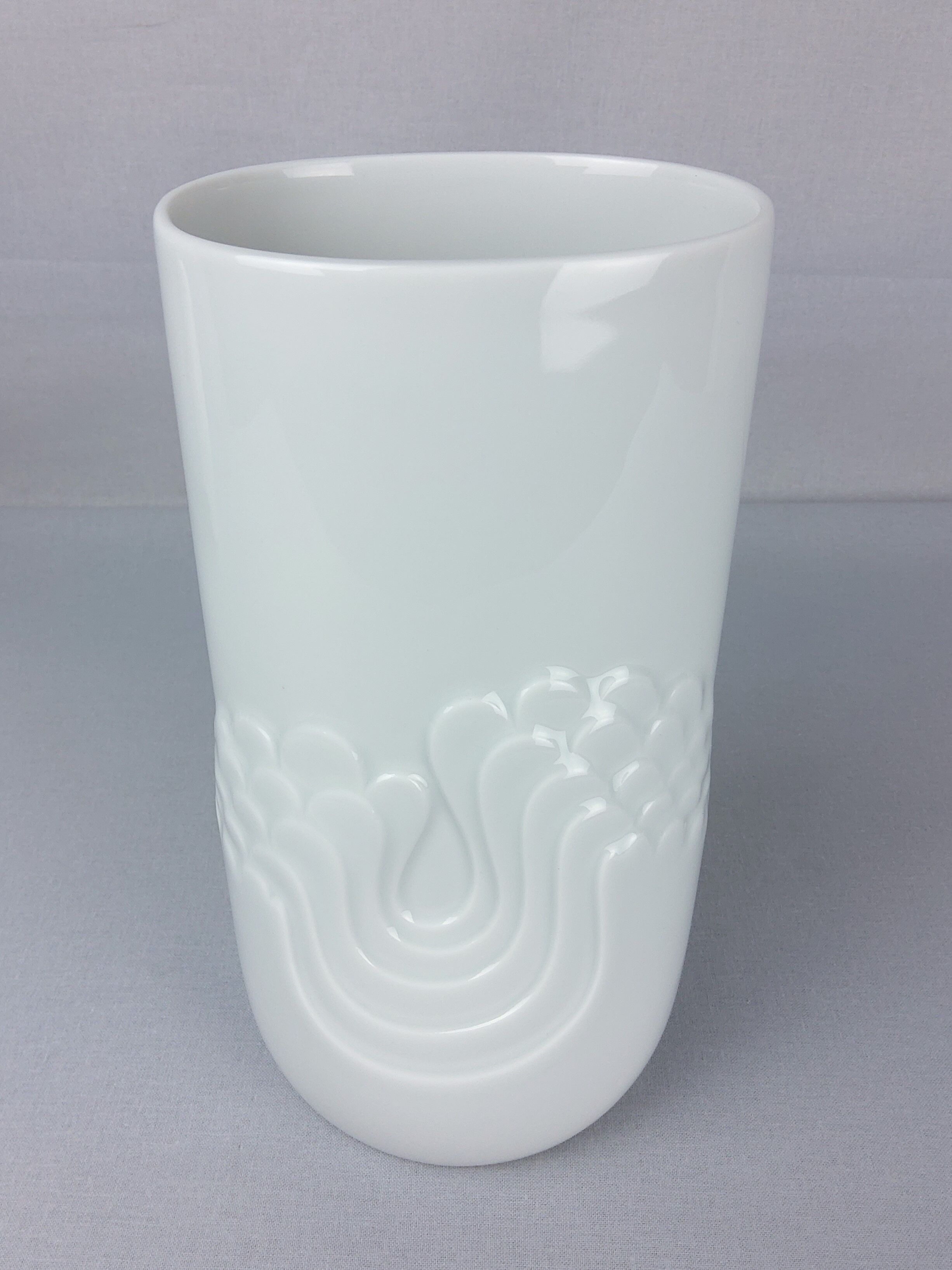 Thomas vintage porcelain white vase 1970