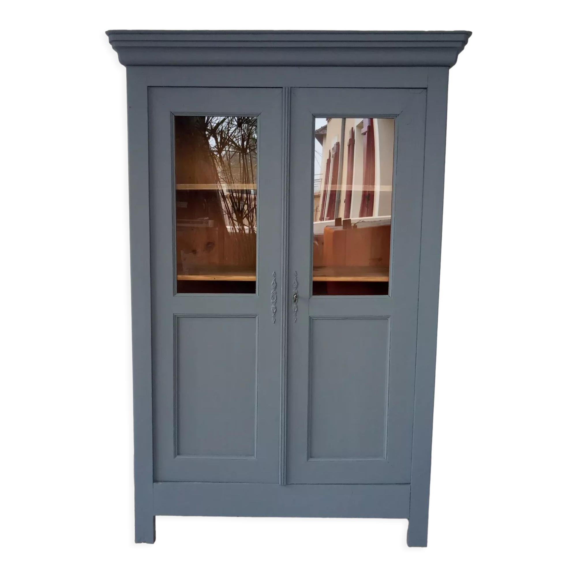 Armoire parisienne vitrée