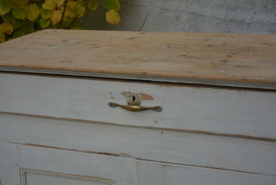 Old white parisian style buffet