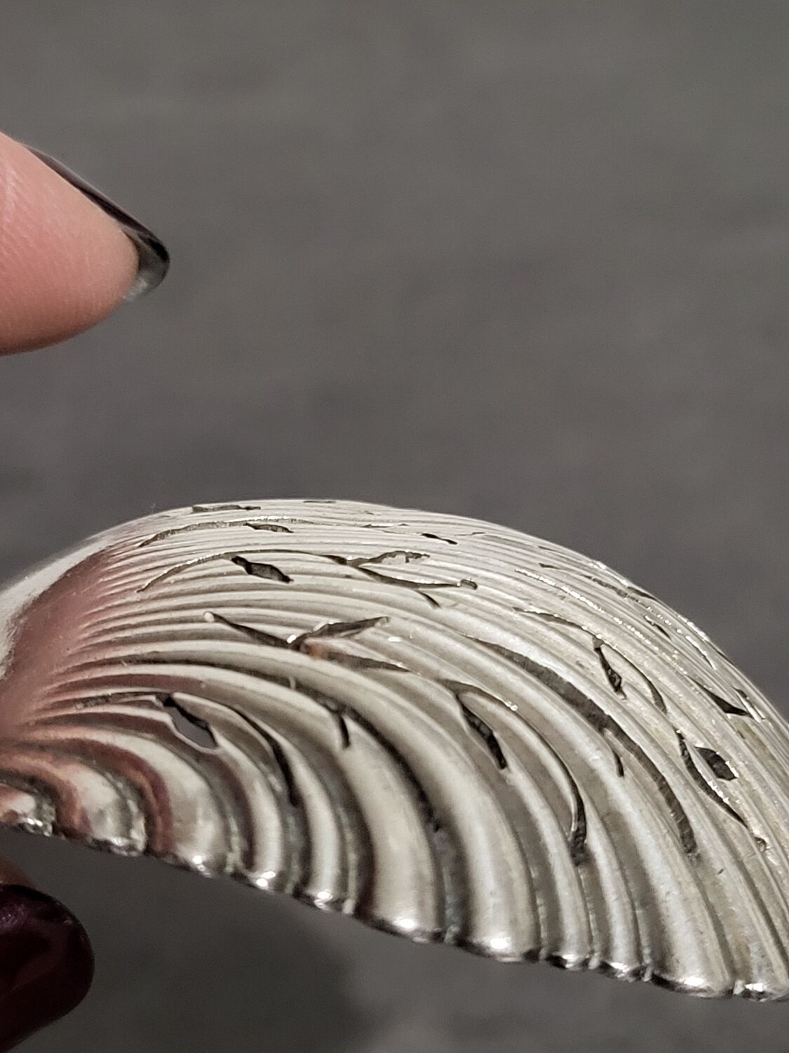 Vintage dusting spoon in excellent condition.