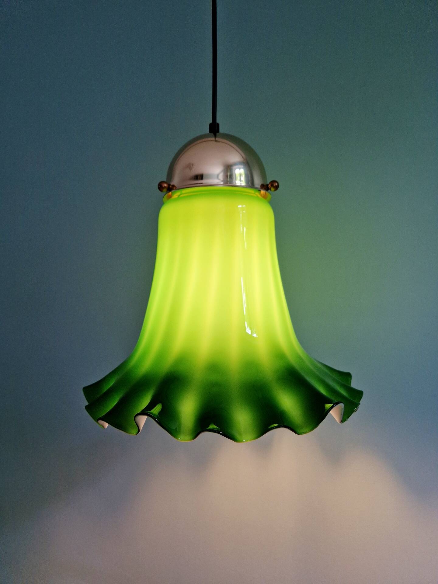 Suspension in green opaline with a scalloped edge, Peill & Putzler, 1970
