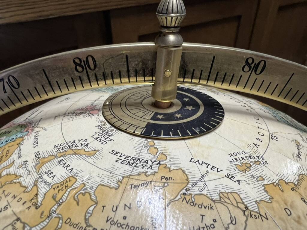 Franklin Mint terrestrial globe – Royal Geographical Society