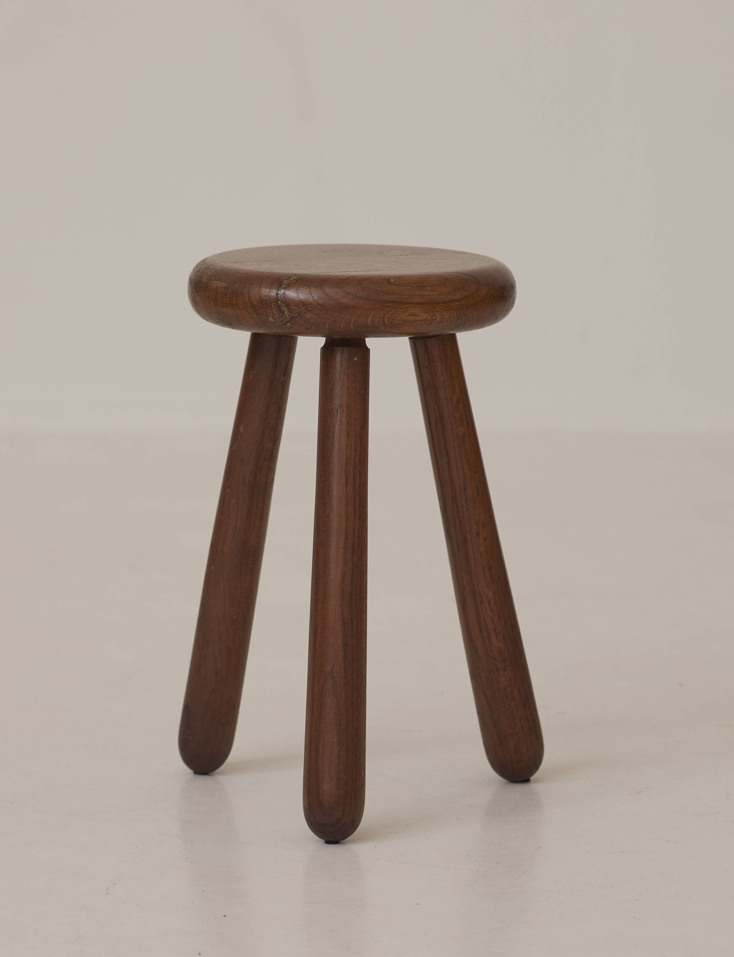 Vintage French tripod brutalist stool in solid wood (oak) C. 1960