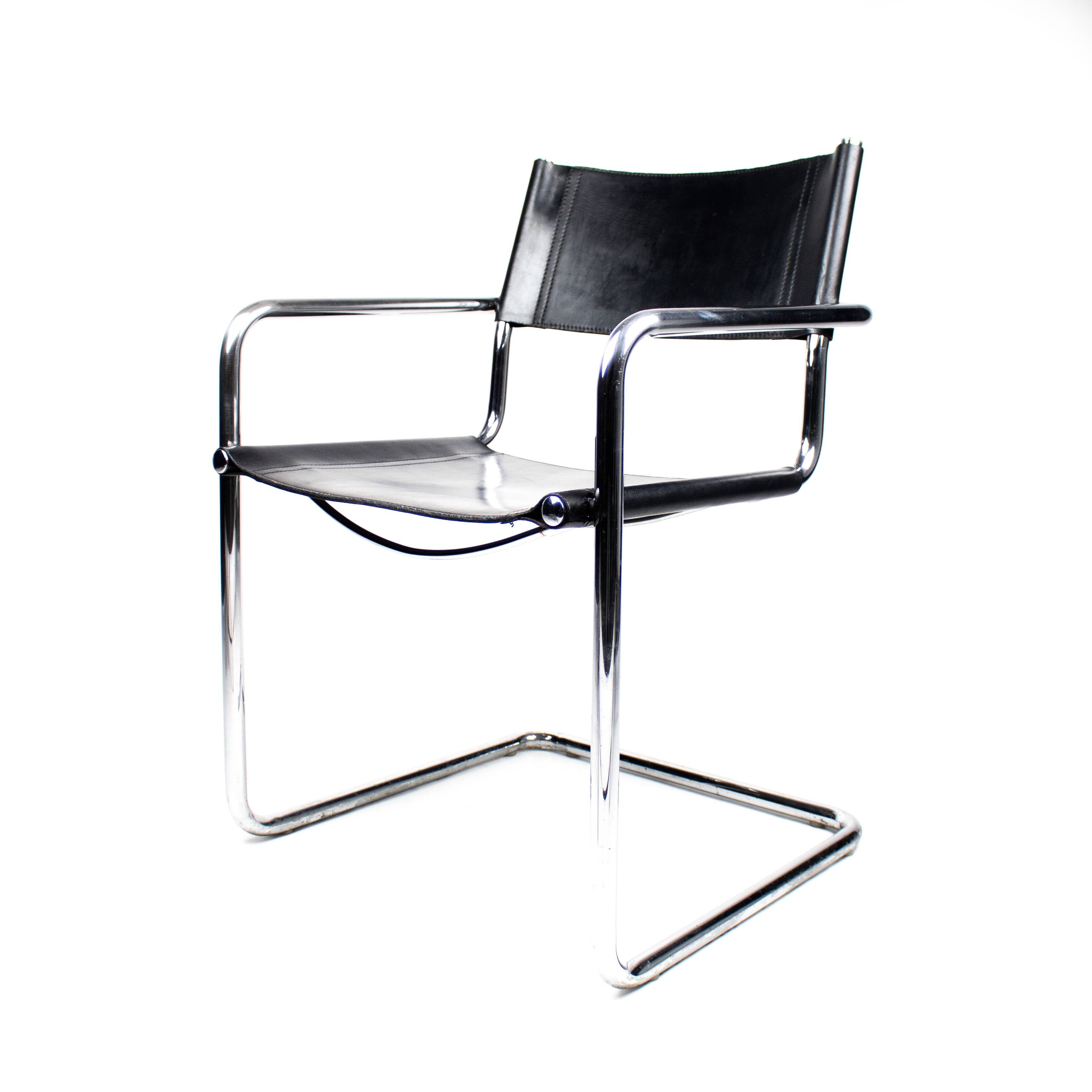 Pair of Matteo Grassi MG5 chairs in black leather and chrome
