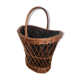 Wicker laundry basket