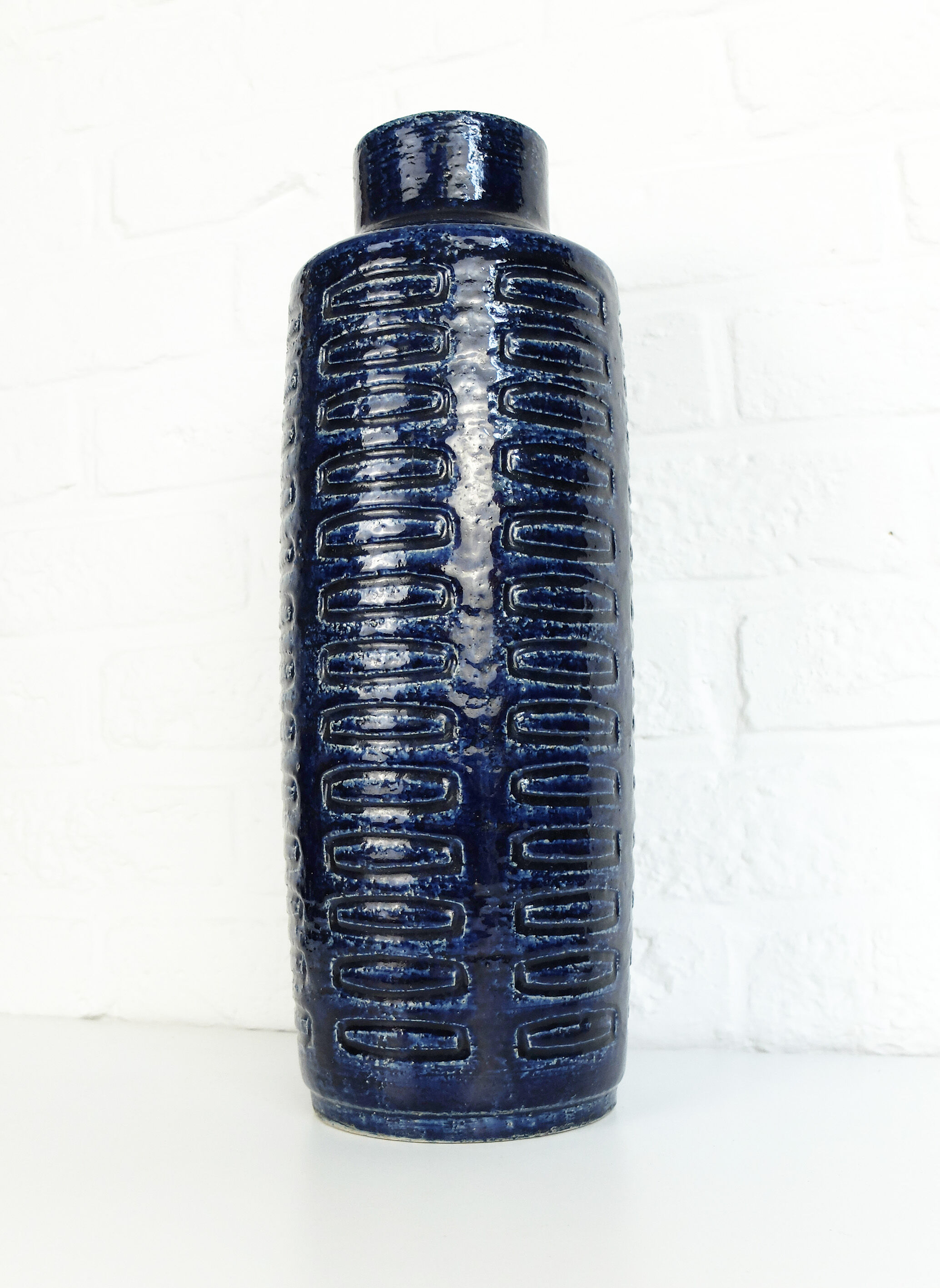 Ceramic vase C15 in cobalt blue Per Linnemann-Schmidt for Palshus, Denmark, 1960s