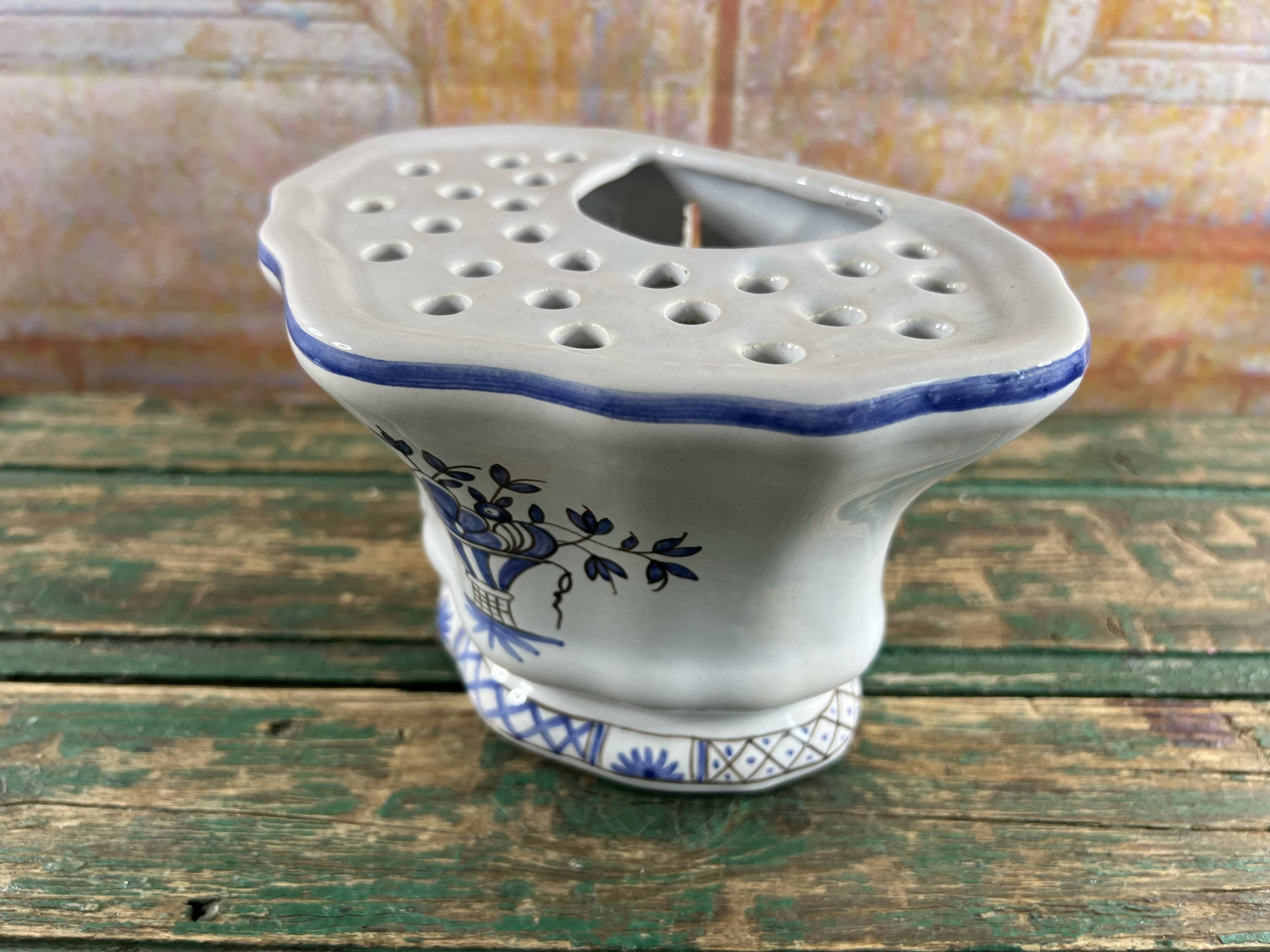 Handcrafted earthenware bouquet from the Monasteries of Bethlehem, blue decor