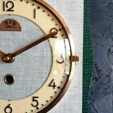 Clock formica vintage silent wall square "FFR golden green"